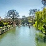 Woodfield Self-Catering Apartment